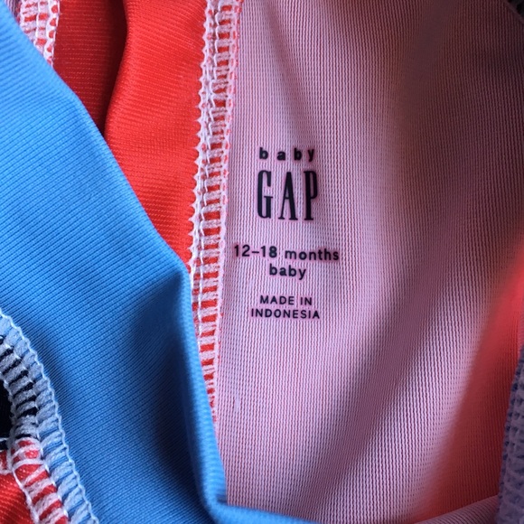 Gap swim shirt size 12 18 months patriotic NWT new - Picture 4 of 12